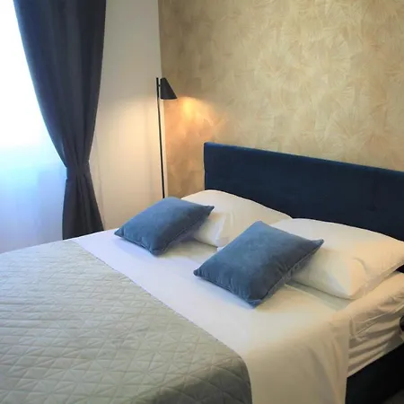 Hedone Luxury With Free Parking