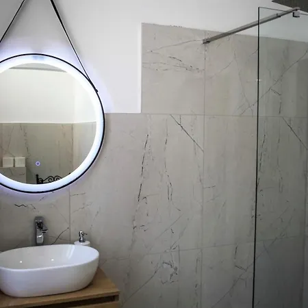 Hedone Luxury With Free Parking Apartment *