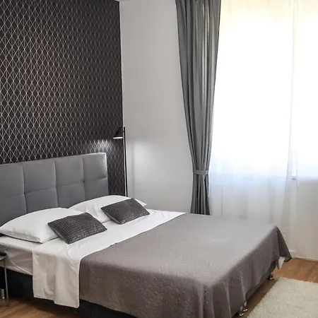 Hedone Luxury With Free Parking * Pola