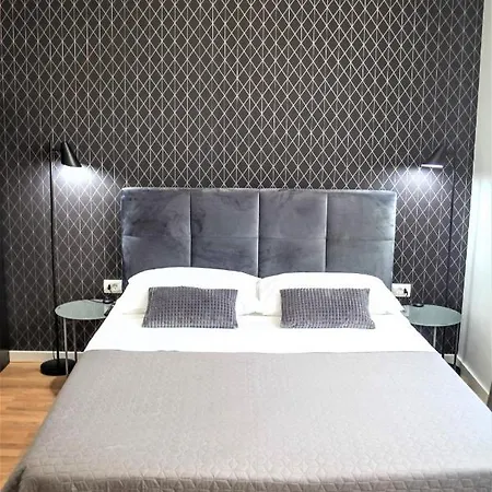Hedone Luxury With Free Parking アパート プーラ