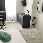 Hedone Luxury With Free Parking Appartement Pula