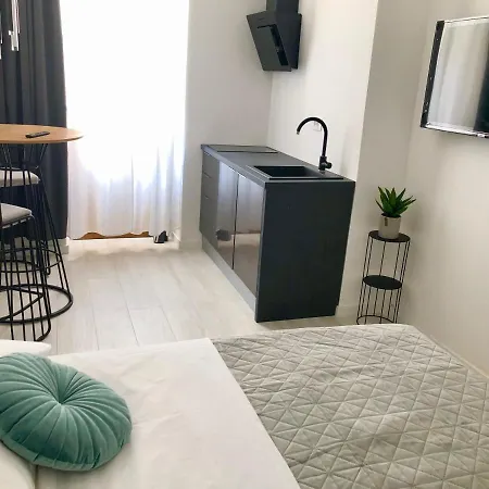 Hedone Luxury With Free Parking Apartman Pula