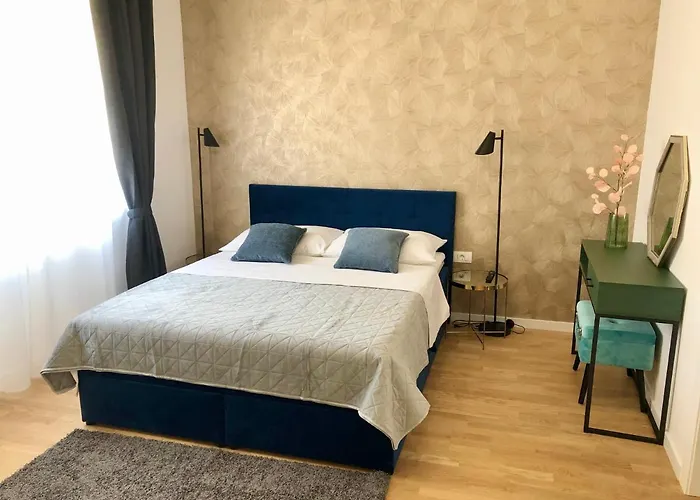 Hedone Luxury With Free Parking Appartement Pula